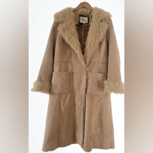 LADY HATHAWAY- Long Faux Leather Suede Coat With Faux Fur Collar - Size M
